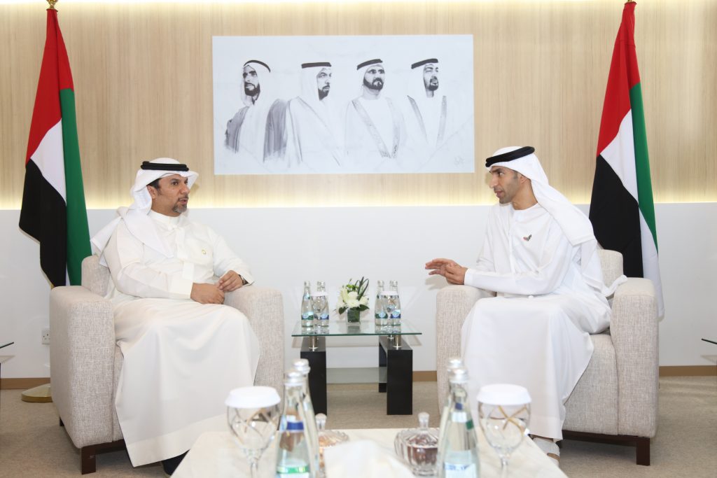 وزير إماراتي: اتفاقية "إدارة المالية" مع إندونيسيا تدعم التنمية المستدامة في البلدين 1 79b1bbc9d60e05e3145433743b7dbad31721738285