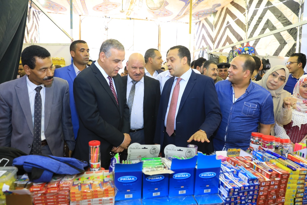 محافظ سوهاج الجديد لـ(أ ش أ): سنعمل على تنفيذ توجيهات القيادة بتعظيم الأنشطة الاقتصادية وخلق فرص عمل 1 8051720031646