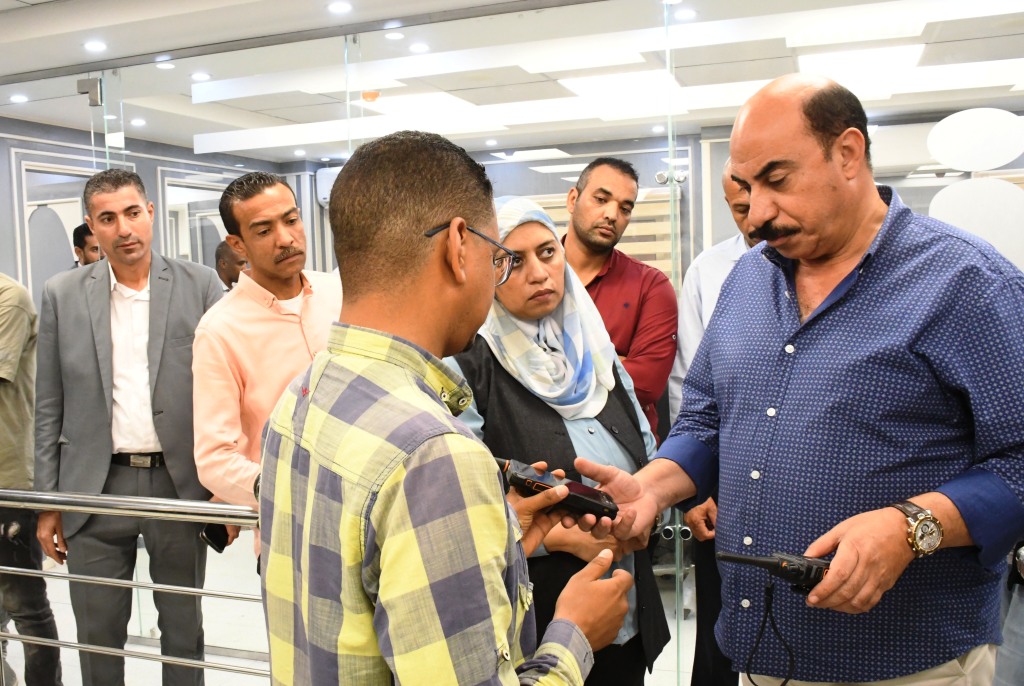 محافظ أسوان: منظومة الشبكة الوطنية للطوارئ تدعم جهود وخطط الدولة في مجالات التأمين المختلفة 1 8631722171723