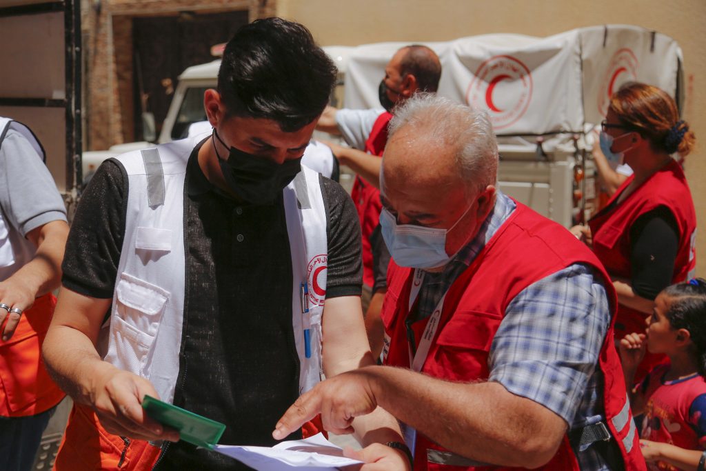 الهلال الأحمر الفلسطيني يستنكر بشدة العدوان الإسرائيلي على مدرسة "السيدة خديجة" 1 AR News WebImage fe923ecd 3fc0 4c04 98f8 311f46ef56431722086768