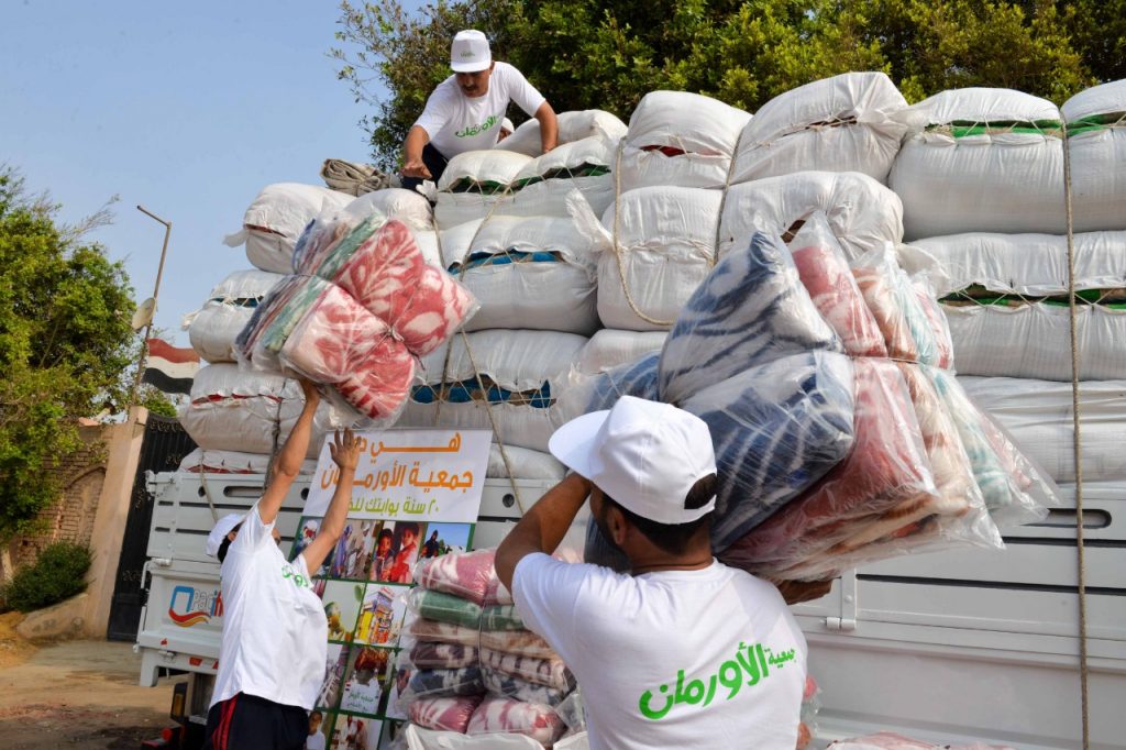 تضامن أسوان: تسليم 2519 قرضا حسنا من جمعية الأورمان للأسر الأكثر احتياجًا 1 IMG 20220327 WA0001 11719920106