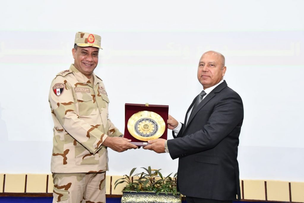 الأكاديمية العسكرية تحتفل بتخرج الدفعة الأولى من المعينين بالجهات القضائية بعد إتمام تدريبهم بالكلية الحربية 1 IMG 20230205 WA00151720278064