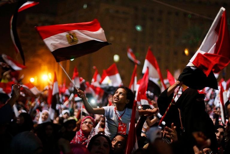 "الأهرام": مصر صخرة تتحطم عليها مخططات الشر.. وثورة 30 يونيو أنقذت المنطقة العربية من الإرهاب 1 elaosboa804521719807423