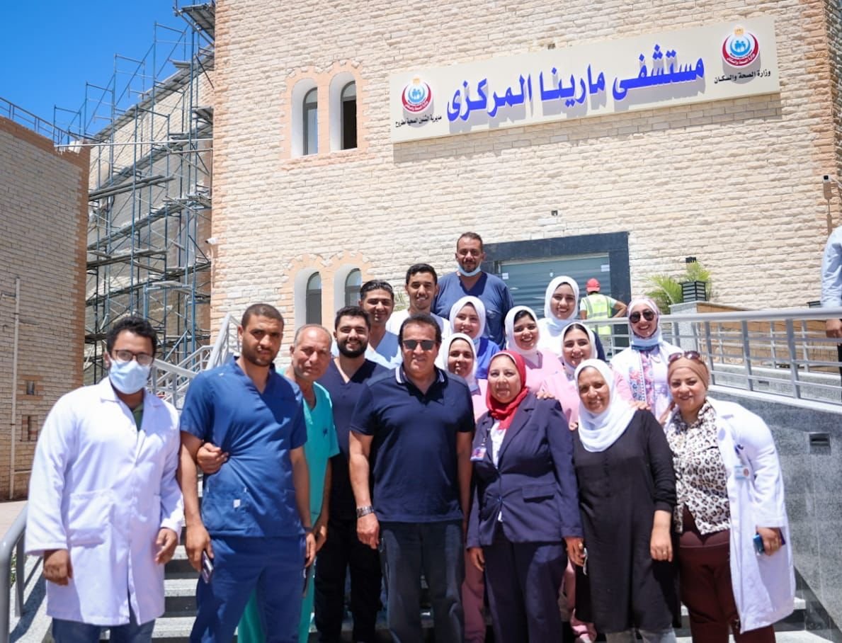 نائب وزير الصحة يتفقد مستشفى العلمين النموذجي للتأكد من جودة الخدمات الطبية المقدمة للمواطنين 1 elaosboa83519 11720712764