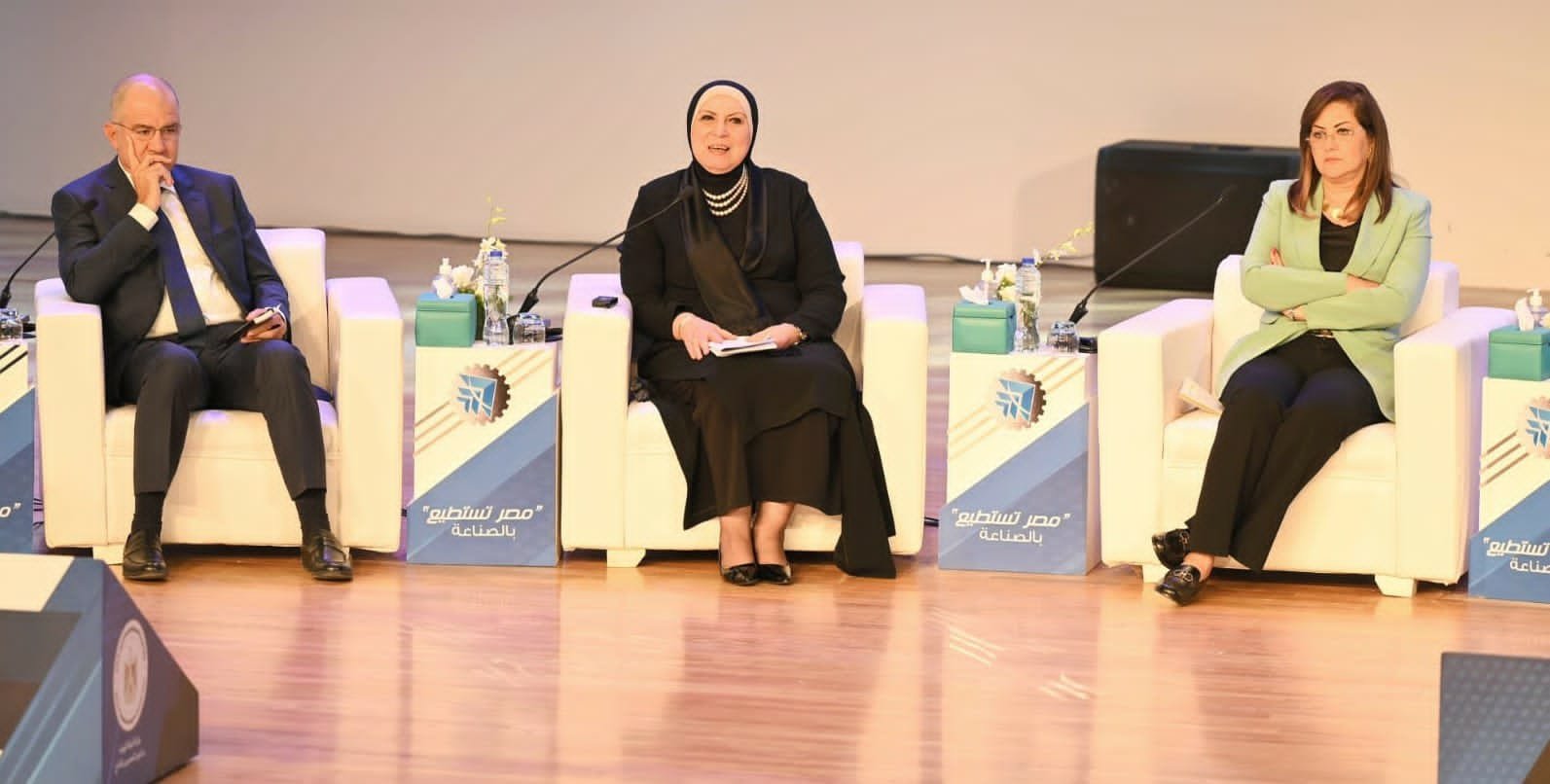 وزير الصناعة: القيادة السياسية تهتم بالنهوض بالقطاع الصناعي ليصبح قاطرة للتنمية الشاملة 1 khaligyoun09736 11720269423
