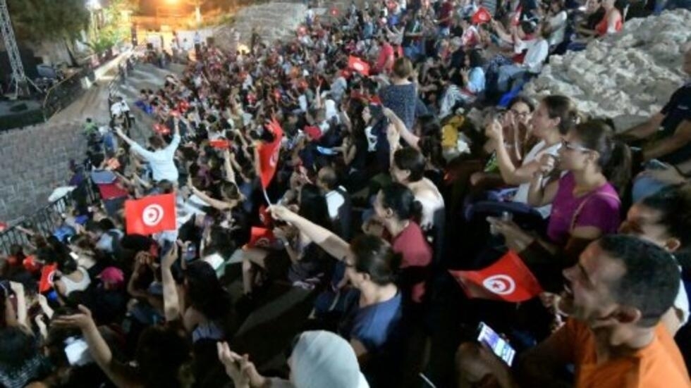 بزي فرعوني.. مشجعون فرنسيون يهتفون باسم مصر لدعم منتخبها الأولمبي لكرة القدم في مباراته أمام أوزبكستان 1 supporters tunisie can1722098044