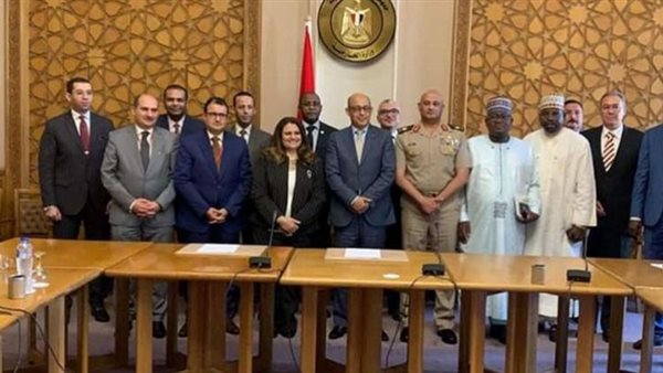 مساعد وزير الخارجية يؤكد حرص الوزارة على توفير كافة التسهيلات اللازمة لدعم رجال الأعمال المصريين 1 1181723564324