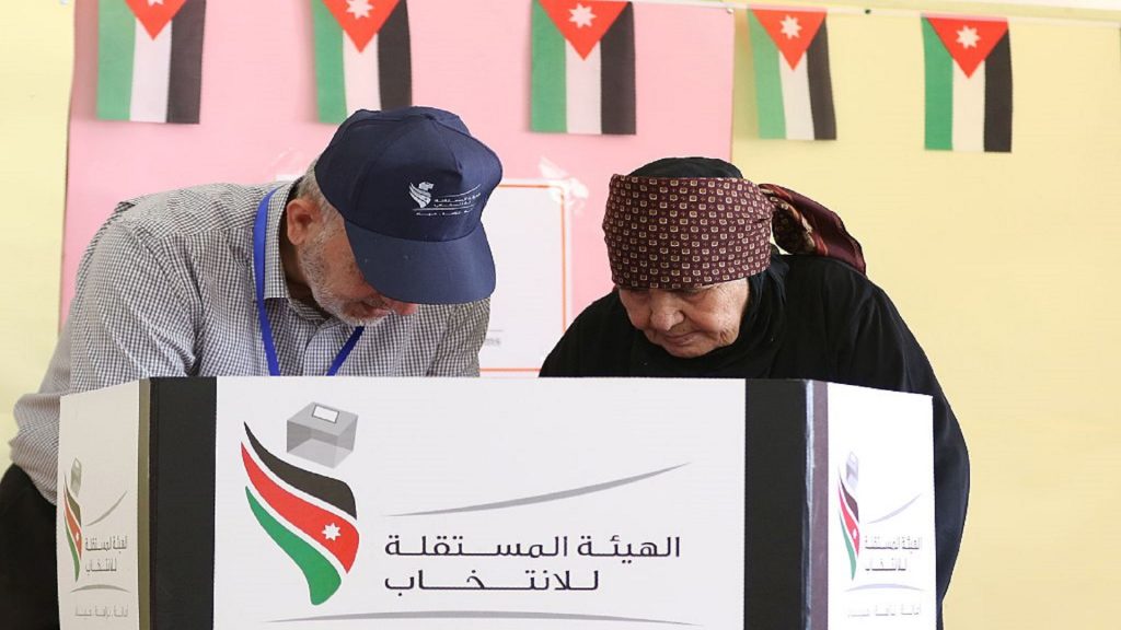 رئيس هيئة الانتخابات الأردنية: إجراءات الترشح تمت بكل سلاسة ودقة 1 12DDF770 040C 4512 9091 1ED4BBD0B7CA1722592803