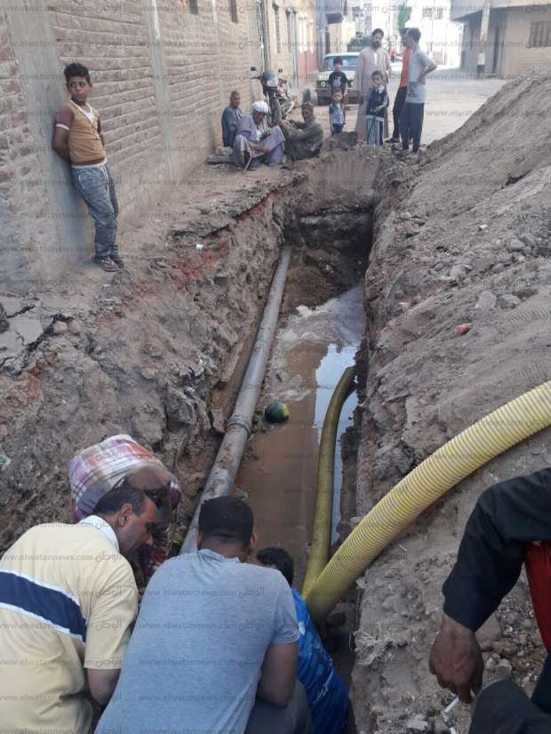 عودة المياه لأماكن الانقطاع بمنطقة المجذوب في أسيوط 1 155676047215617121081724492703