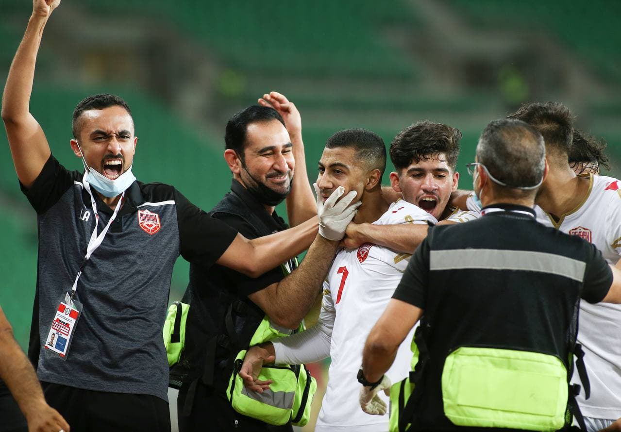 البحرين تواجه الأردن في ربع نهائي بطولة غرب آسيا الثانية للشباب للكرة الطائرة بالإمارات 1 1620112021 photo 2021 11 20 19 03 291724178244