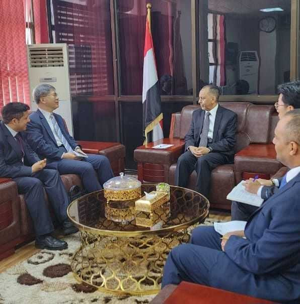 وزير الصناعة : التنسيق مع رئاسة الجمهورية والبنك المركزي ووزارة المالية لتخفيف العبء عن المصنعين 1 1698936648586 16989366811723708204