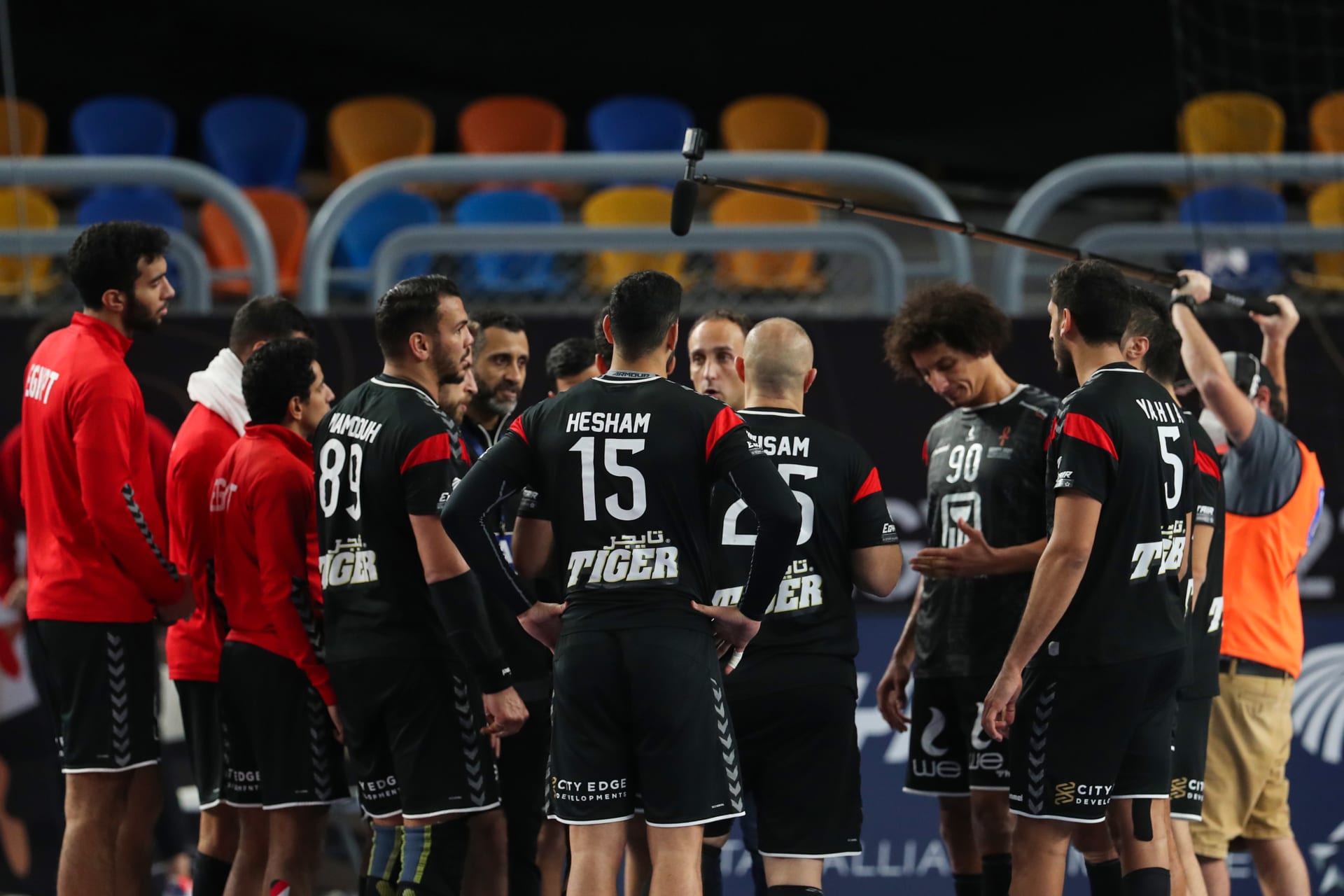منتخب مصر لكرة اليد يضمن وصافة المجموعة الثانية بأولمبياد باريس بعد فوز الدنمارك على النرويج 32ـ25 1 1761341722797703