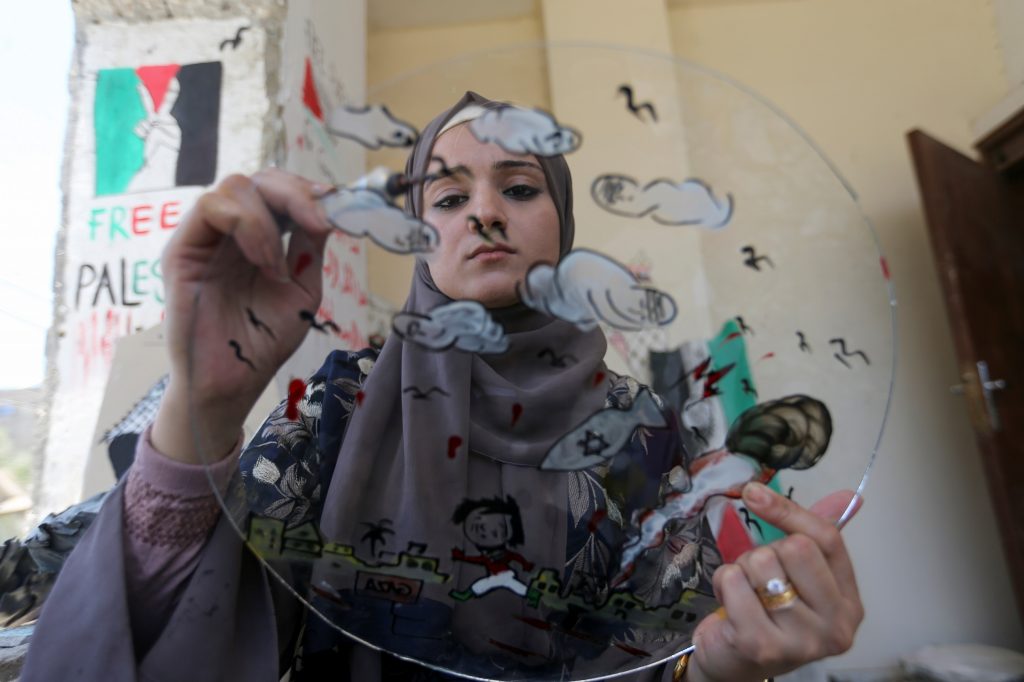 معهد فلسطين للأمن القومي: الدعاية الإسرائيلية لن تنجح دون إنهاء حرب غزة 1 2021 06 30T070625Z 1646949671 RC2D6O9GWXL0 RTRMADP 3 ISRAEL PALESTINIANS GAZA ARTIST1725021483