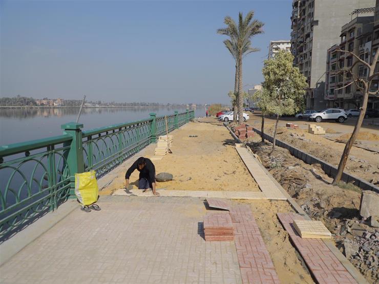 محافظ دمياط يتابع تطورات مشروع تطوير كورنيش النيل بمنطقة السنانية 1 2021 2 3 14 9 42 61722850864