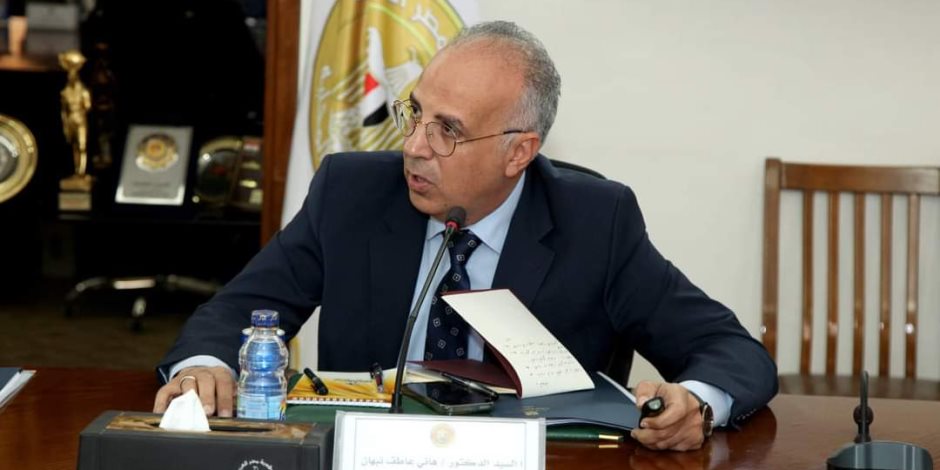 وزير الري يؤكد أهمية تفعيل دور روابط مستخدمي المياه على الآبار الجوفية في إدارة المياه 1 2023012903121012101723707183