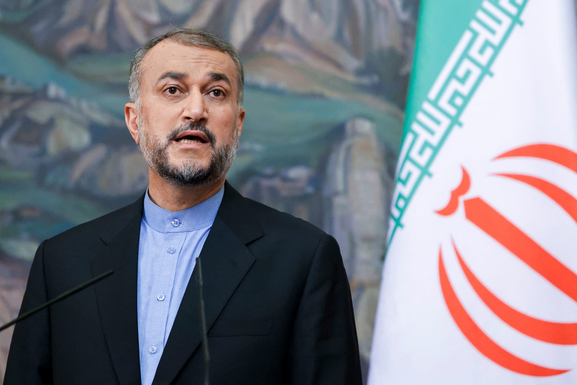 وزير الخارجية الإيراني: لا نريد توسيع الحرب وزيادة التوتر بالمنطقة لكننا لن نتنازل عن حق الرد على إسرائيل 1 2227411724432644