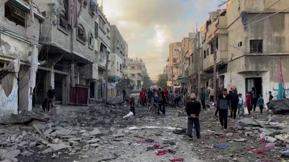 الدفاع المدني الفلسطيني: الاحتلال الإسرائيلي يستهدف قصف المدنيين ومراكز الإيواء ويدمر كل مقومات الحياة 1 2564041722761824