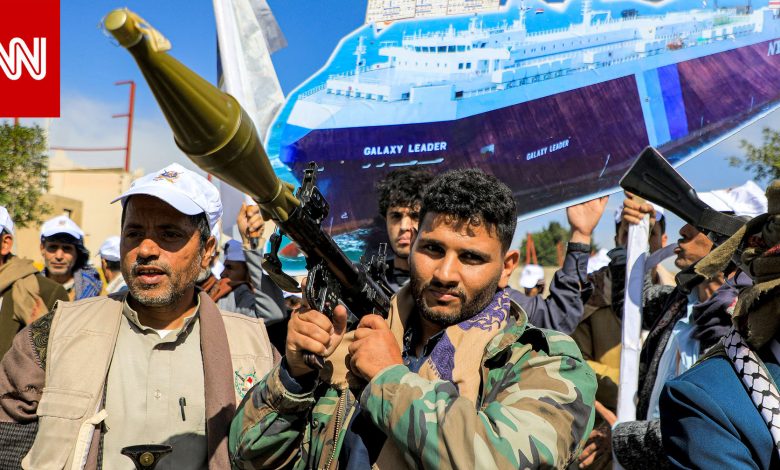 القيادة المركزية الأمريكية تعلن ضرب أهداف للحوثيين في اليمن 1 2612851723182666