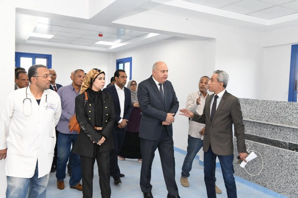 نائب محافظ قنا يتابع التجهيزات النهائية لتنفيذ مبادرة " بداية جديدة لبناء الإنسان " 1 332894136 901651347808379 5314304729721217548 n1724605564