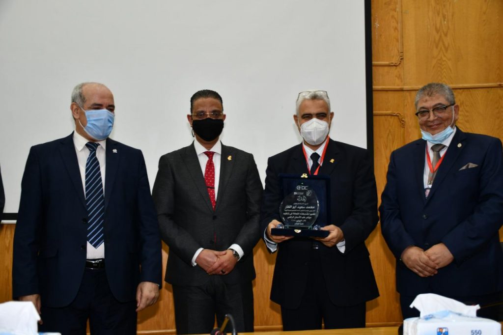 انطلاق النسخة الأولى لمؤتمر طب الأسنان لتبادل الخبرات العلمية والاطلاع على التقنيات الحديثة 1 5351723634524