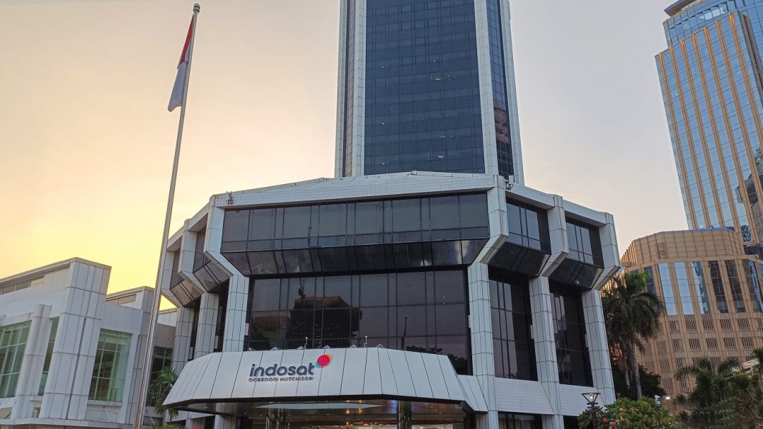 نشرة جلوبال(9):Indosat Ooredoo Hutchison ترفع طموحاتها التكنولوجية الوطنية من خلال الكشف عن أول مركز لتجربة الذكاء الاصطناعي في إندونيسيا 1 81B4A7EB 4B5F 4F34 B522 9AD6A007FDCB
