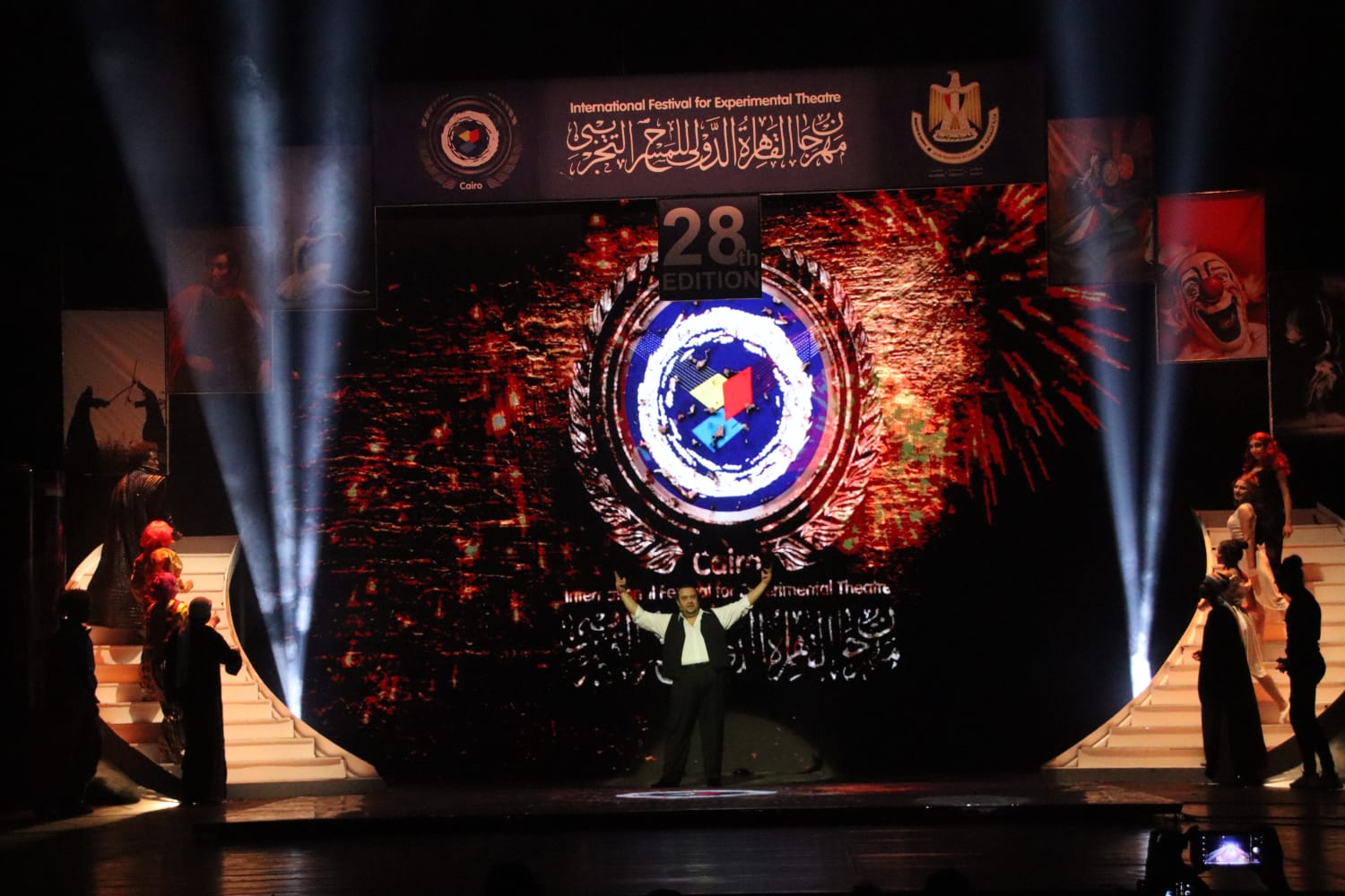 رئيس "القاهرة للمسرح التجريبي": المهرجان يكرم الفنانين بغض النظر عن اتجاهاتهم الفنية 1 9331723987563