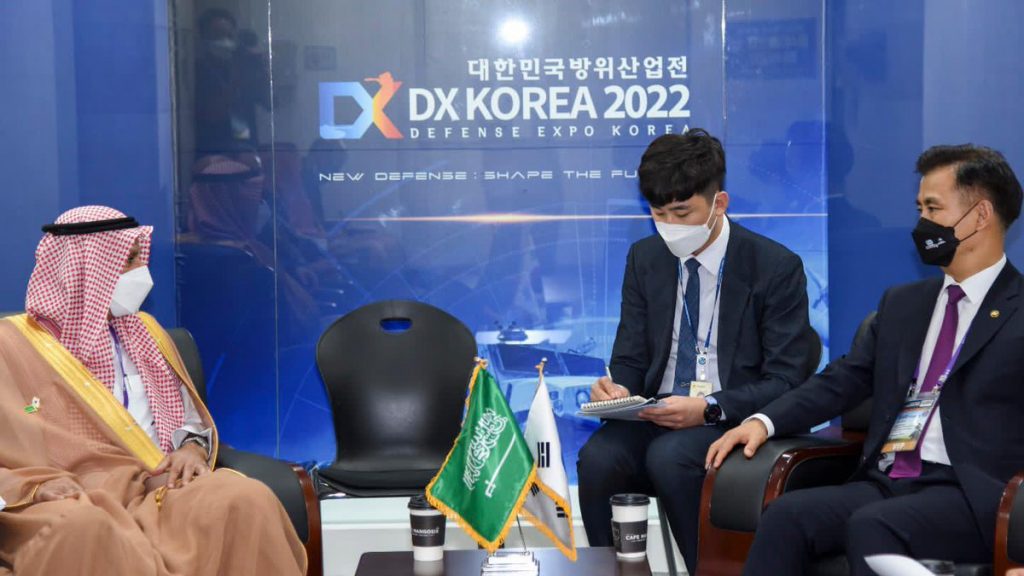 الناتو وأوكرانيا يكشفان عن خارطة طريق تعزز التعاون في مجال الابتكار الدفاعي 1 FdPxcNkWYAEY dl1723224306