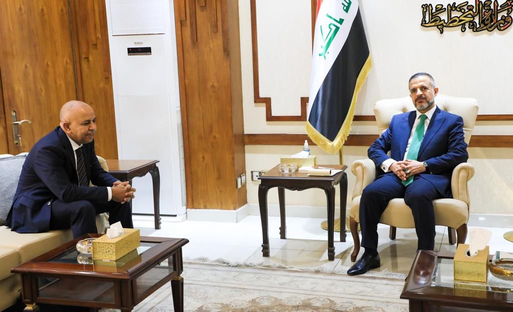 وزيرة التخطيط تناقش مع«المركز الإقليمي للمساعدة الفنية التابع لصندوق النقد الدولي -METAC»آليات تطوير منظومة الحسابات القومية 1 WhatsApp Image 2023 03 30 at 111723108864