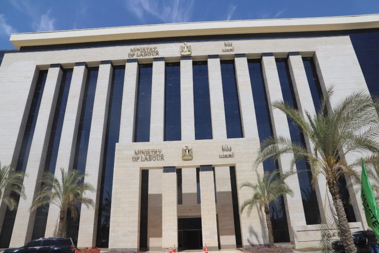 جولة لمكتب التمثيل العمالي في الأردن بين عمال مصريين في مواقع عمل للتوعية بالحقوق والواجبات 1 WhatsApp Image 2023 10 23 at 101723370523