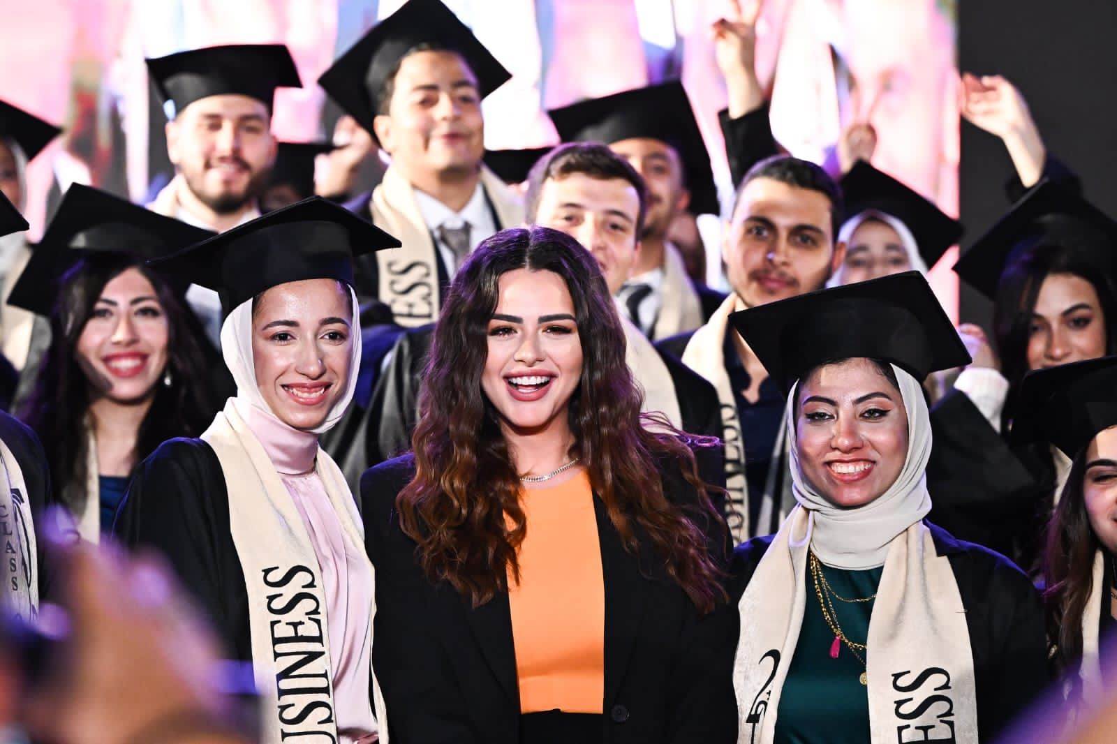 وزيرة البيئة تشارك جامعة مصر للعلوم والتكنولوجيا حفل تخرج دفعة جديدة من كلية الطب البشري 1 WhatsApp Image 2022 08 13 at 10 24 53 PM 20220813222858 202208201848091722755764
