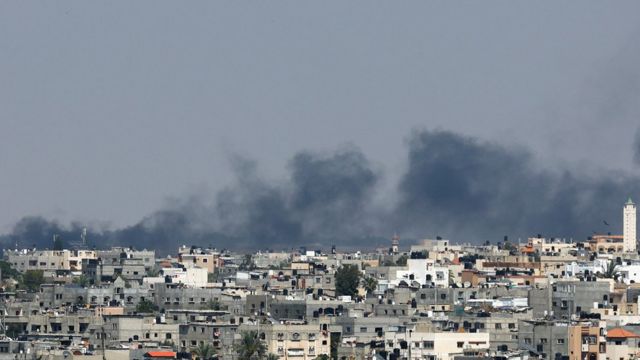 وكالة الأنباء الفلسطينية: استشهاد 10 مواطنين فلسطينيين في غارة اسرائيلية شرق خان يونس بقطاع غزة 1 129649608 941723497304