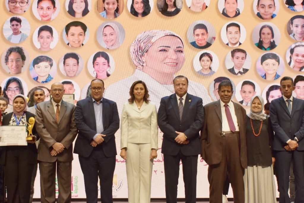 وزير الثقافة: جائزة المبدع الصغير مميزة وغير مسبوقة في مصر والوطن العربي 1 elaosboa416851723470123