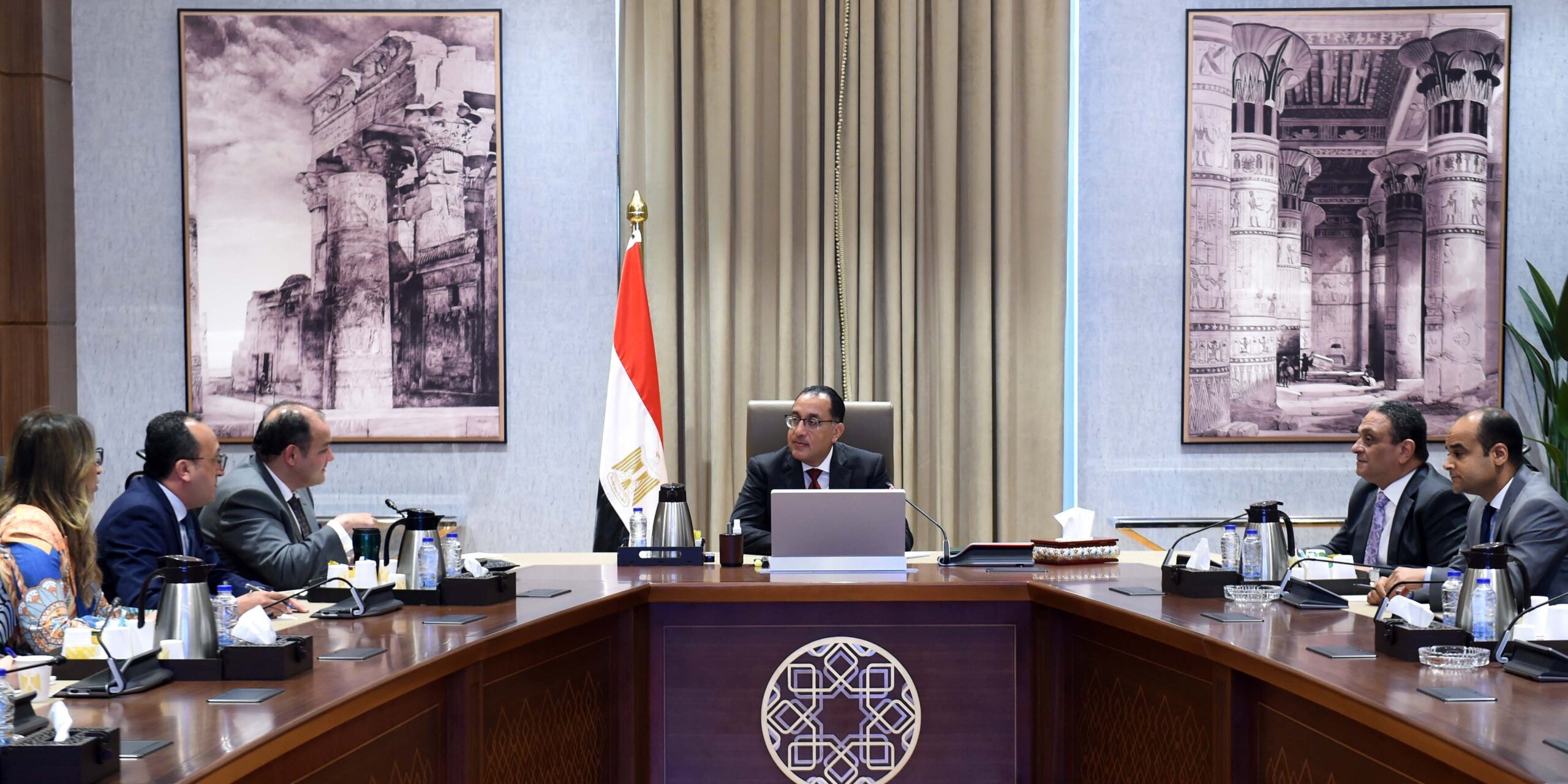 رئيس الوزراء يتابع تنفيذ خطة حوكمة الإنفاق الاستثماري وزيادة استثمارات القطاع الخاص 1 elaosboa62049 1 scaled1723728604