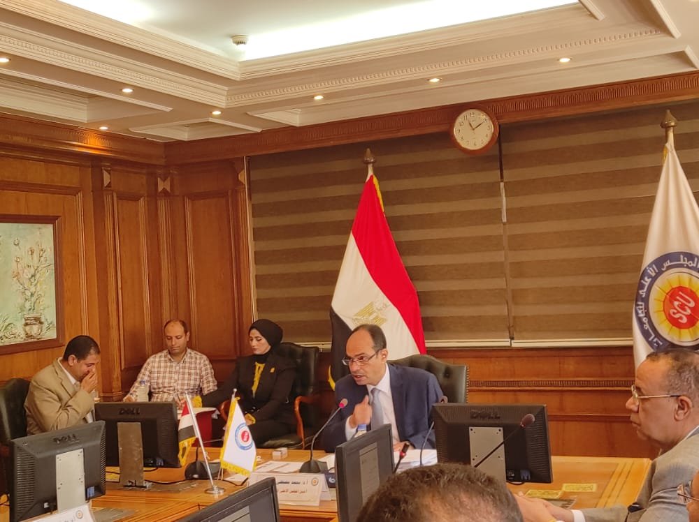 المجلس الأعلى لشئون الدراسات العليا والبحوث بجامعة الاقصر: المحتوى الرقمي للمناهج الدراسية متاح مجانًا على بنك المعرفة المصري 1 elaosboa94085 11724003463