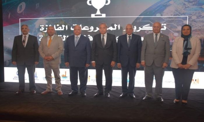 محافظ القليوبية: ندعم المبادرة الرئاسية للمشروعات الخضراء الذكية ونسخر أدواتنا لها 1 elaosboa981521724080804