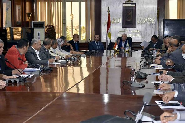 محافظ الأقصر: كافة الجهات المعنية بالمحافظة تعمل على إنهاء إجراءات التصالح في مخالفات البناء 1 elbashayer 2023 02 21 8836851723901704