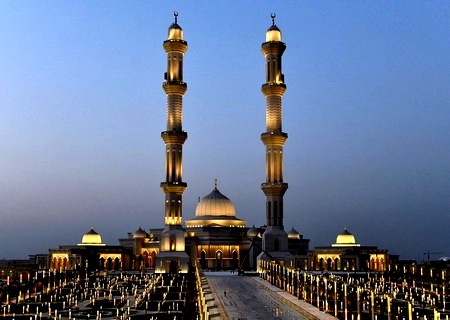 أمين "الفتوى في المركز الثقافي الإسلامي بلندن": مصر هي عصب الدين الإسلامي وعمود الثقافة والحضارة 1 htejt1724317026