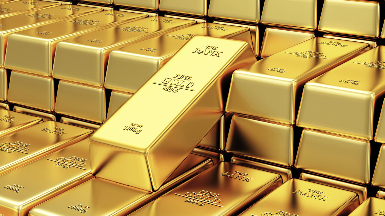 أسعار الذهب تتراجع من مستويات قياسية مع التركيز على خطاب باول وخفض معدلات الفائدة 1 i 4717571724398024