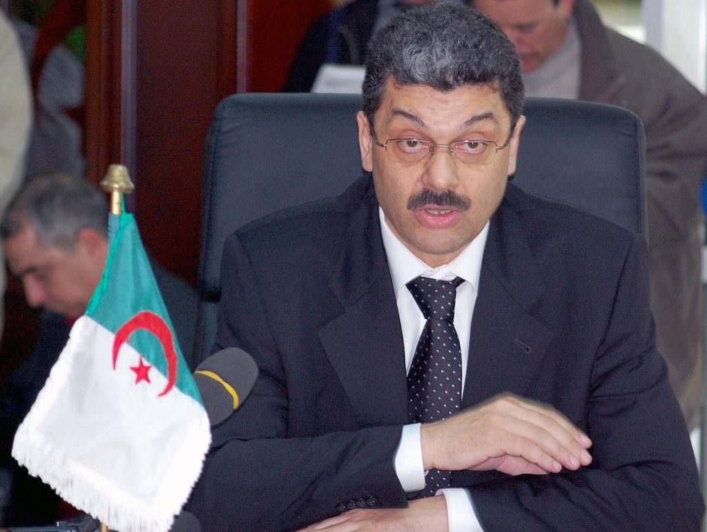 وزير المالية الجزائري يؤكد ضرورة التركيز على تحقيق الاستقرار الاقتصادي وتعزيز النمو المستدام 1 image 5871724800743