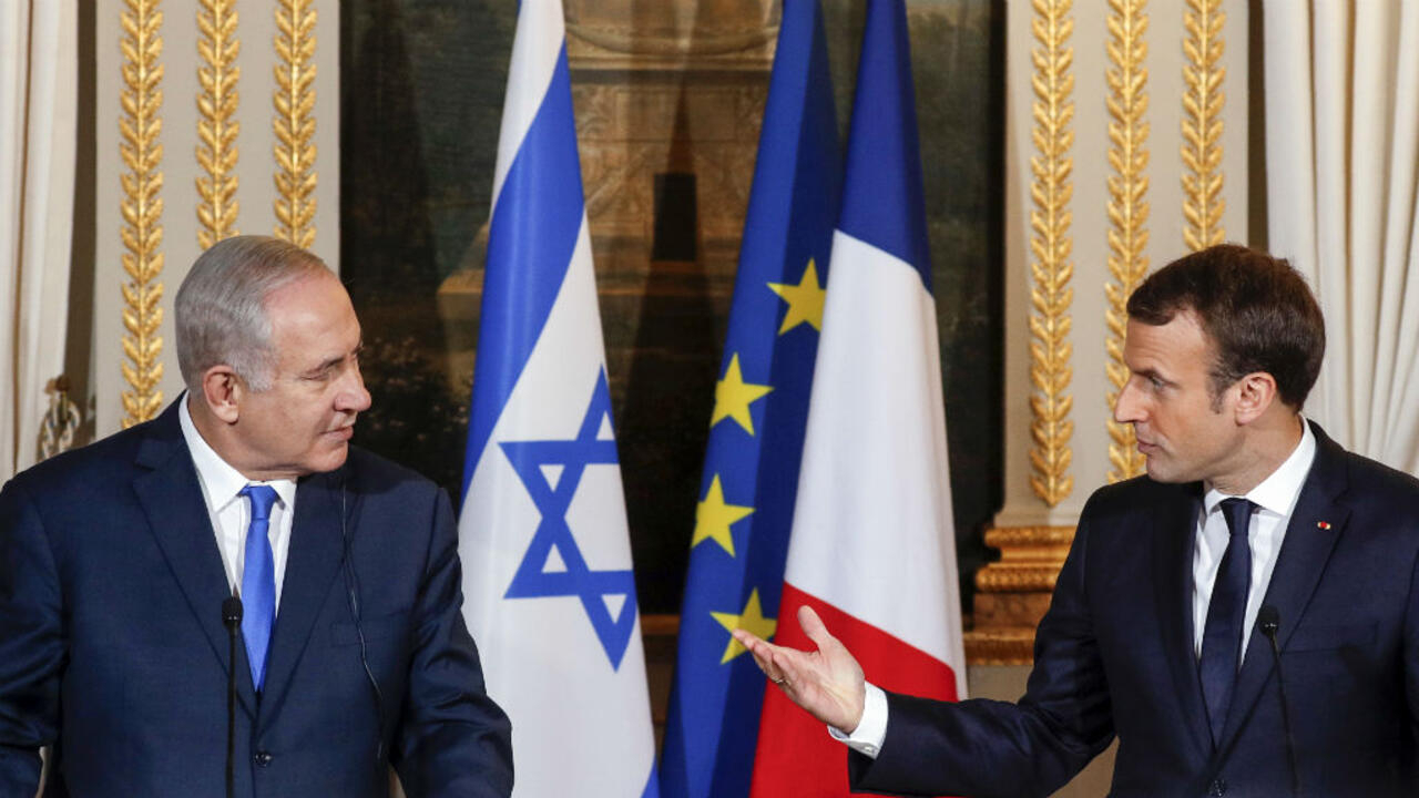 ماكرون يدعو نتنياهو إلى تجنب "دائرة الانتقام" في ظل تصاعد التوترات بين إسرائيل وإيران 1 macron netanyahu archive 01723067223