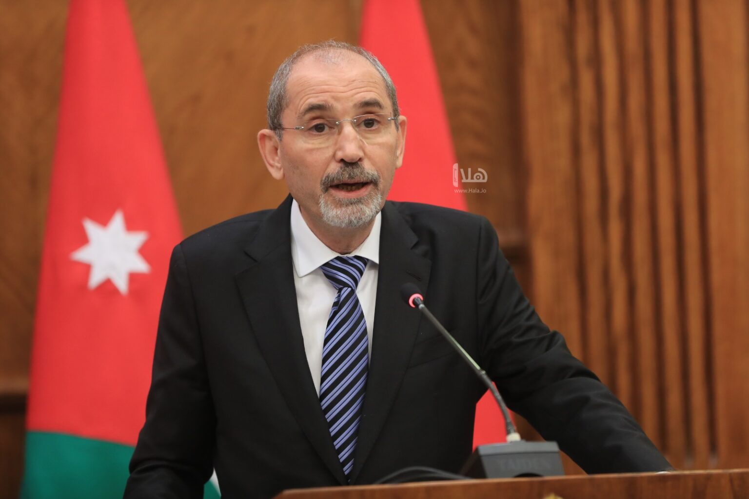 الأردن: ردود أفعال إسرائيل على قرارات الدول الأوروبية للاعتراف بالدولة الفلسطينية تتنافى مع القانون الدولي 1 أيمن الصفدي 3