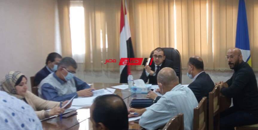 نائب محافظ دمياط: تقديم كافة سبل الدعم لتحقيق المستهدف من المبادرة الرئاسية الـ1000 يوم الذهبية 1 اجتماع نائب محافظ دمياط1725118563