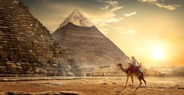 "السياحة" تطلق حملة ترويجية لمصر احتفالاً بيوم السياحة العالمي 1 الحملة الترويجية للسياحة Follow the Sun