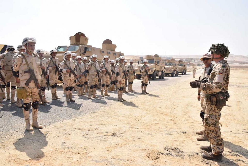 القوات المسلحة تنظم برنامج "استراتيجية تنمية القيادة الوطنية" بالتعاون مع المجلس الوطني للتدريب والتعليم 1 11111111111111111111725790207