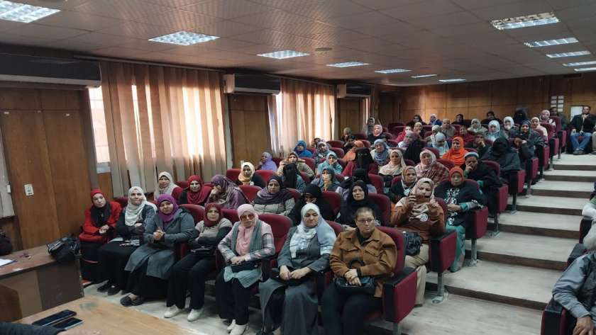 جامعة المنصورة : انطلاق مبادرة "سلامتك تهمنا" لنشر ثقافة السلامة والصحة المهنية بين العاملين بالجامعة 1 116027792317045377951725966904