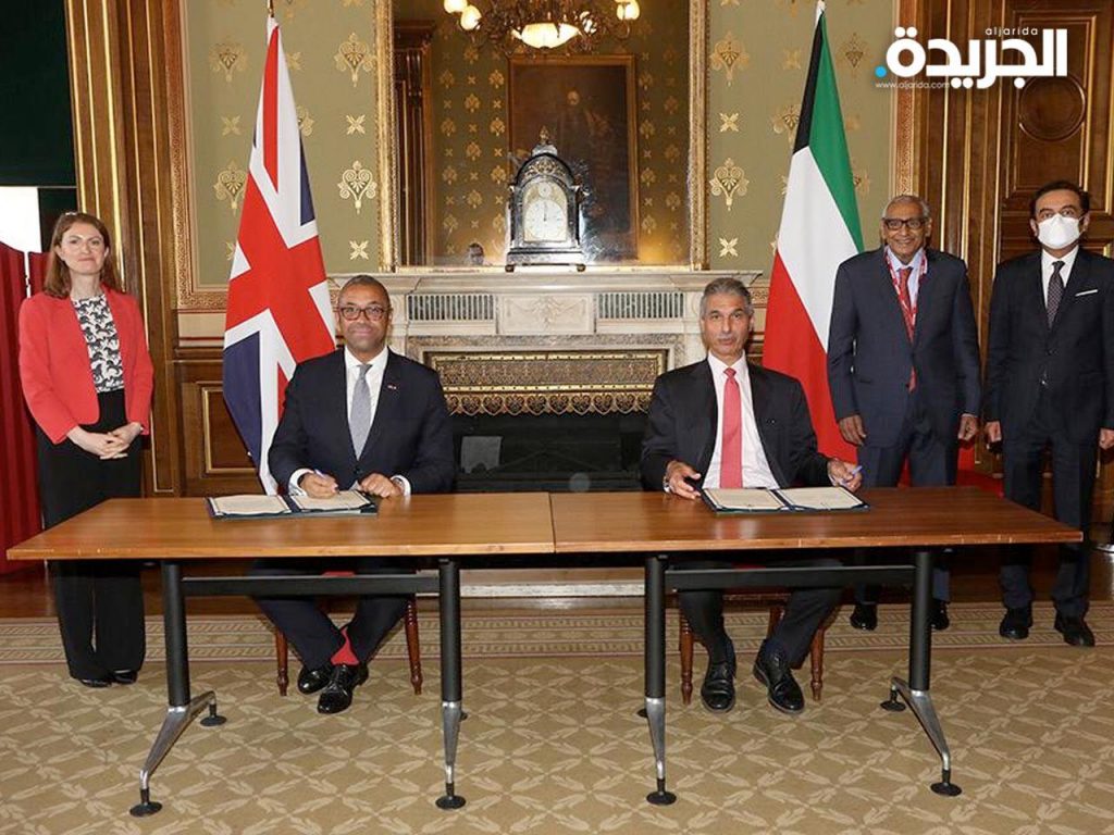 الكويت وبريطانيا تبحثان مجالات التعاون بشأن التمويل والدعم الإنمائي في فلسطين واليمن 1 1280x9601725384724