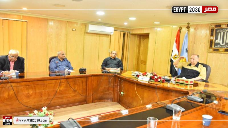 محافظ أسيوط يؤكد تقديم الدعم للطلاب وتهيئة الأجواء المناسبة لأركان العملية التعليمية 1 141595 W1727510104