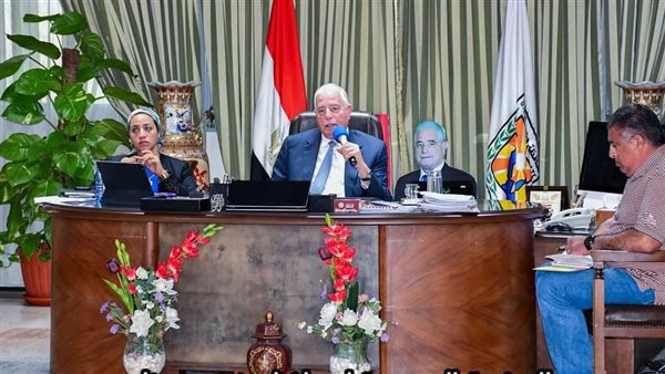 محافظ جنوب سيناء يؤكد أهمية التعاون التعاون بين الجهاز التنفيذي والنواب لتحقيق أهداف الدولة 1 1541727306044