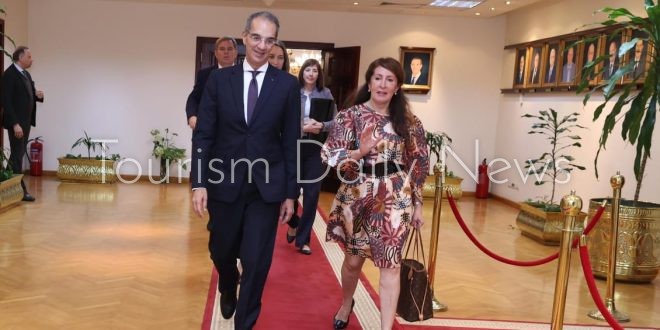 السفيرة الأمريكية بالقاهرة: منتدى "الرقابة على الصادرات" فرصة لخلق بيئة تجارية أكثر ابتكاراً 1 16 5