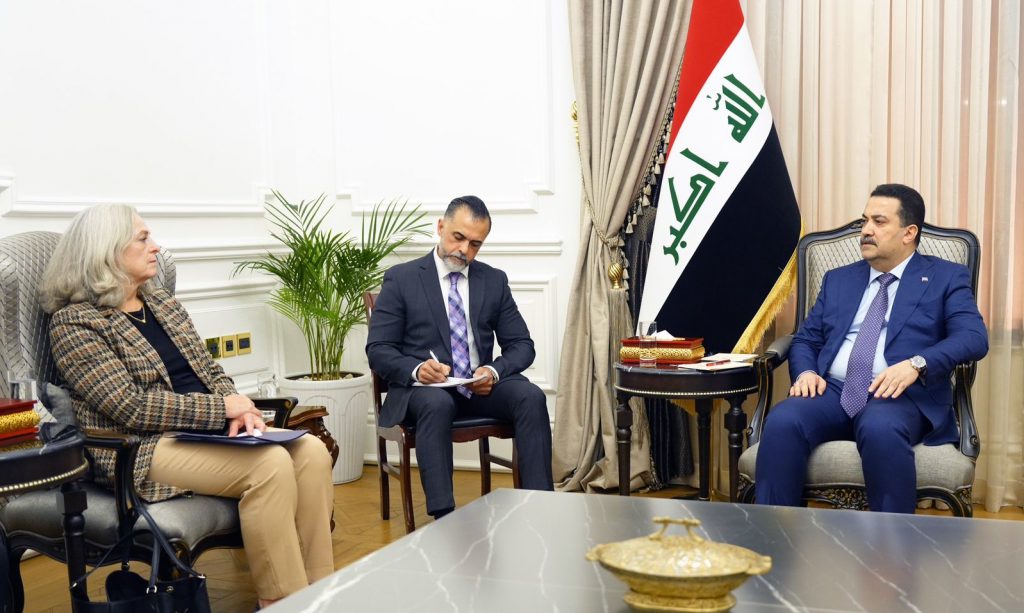 العراق: ملتزمون بحماية البعثات الدبلوماسية ونطارد من يستهدفها 1 17005077563271726237504